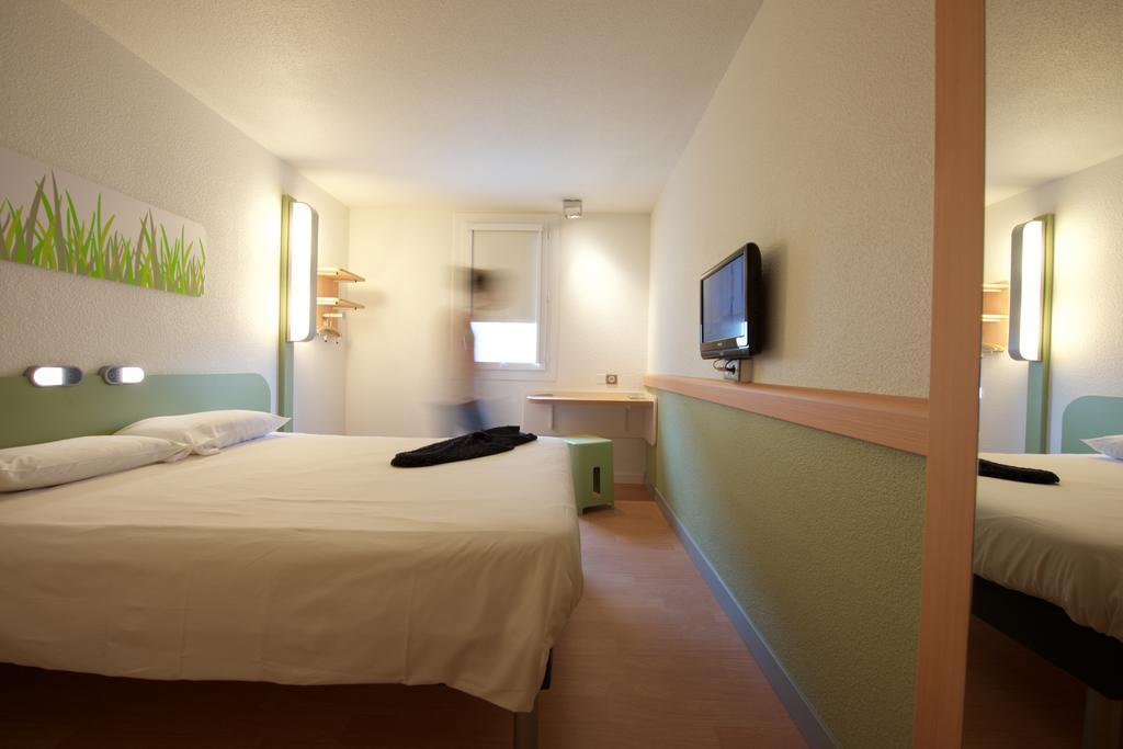 Ibis Budget Saint Paul Les Dax Room photo